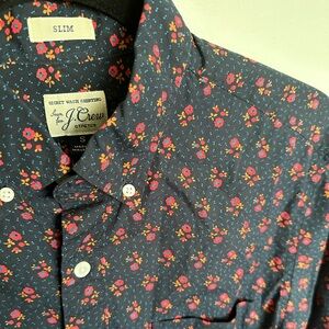 J. Crew Secret Wash Blue Shirt With Pink Flowers Slim Fit Size Small